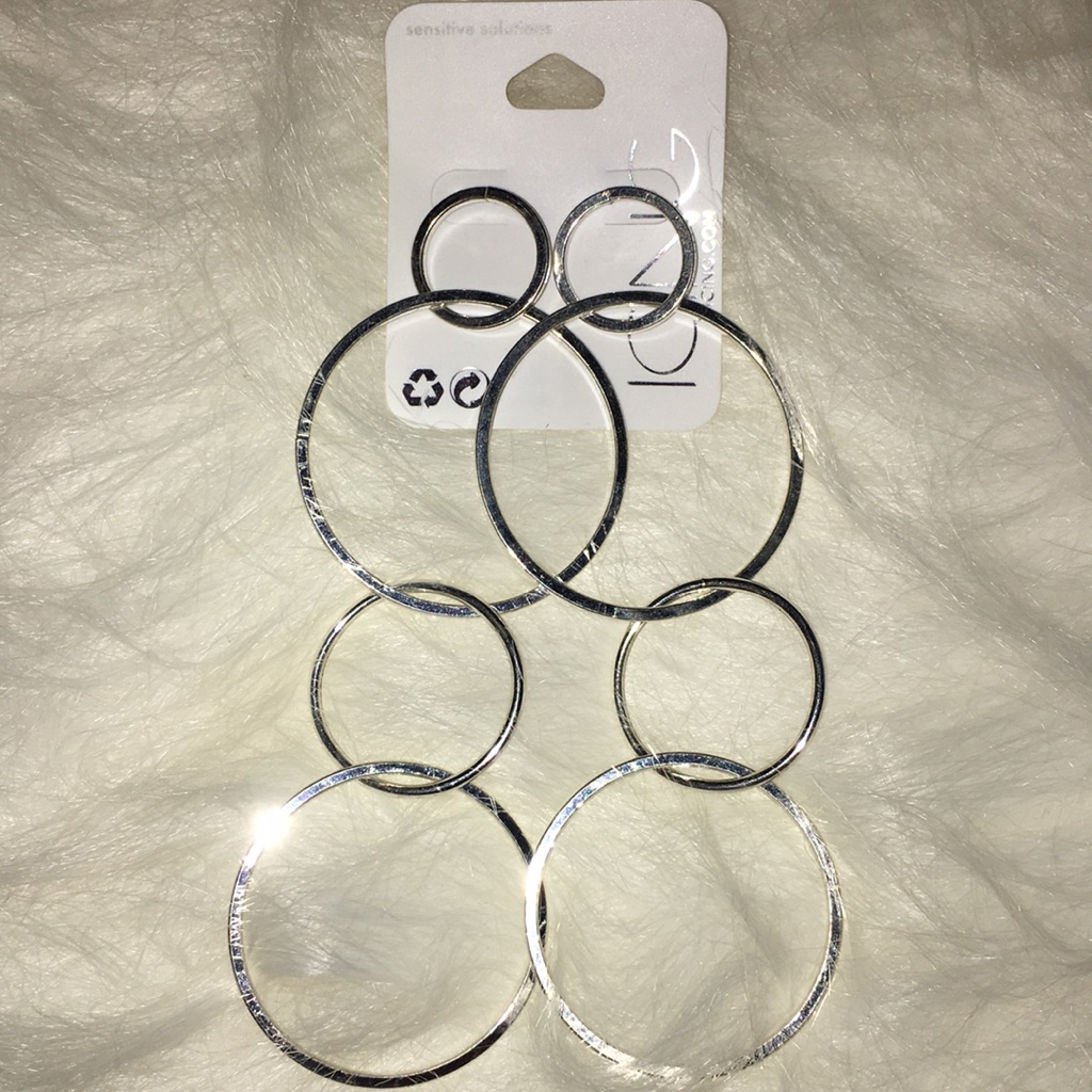 New Womens Icing Earrings 8$